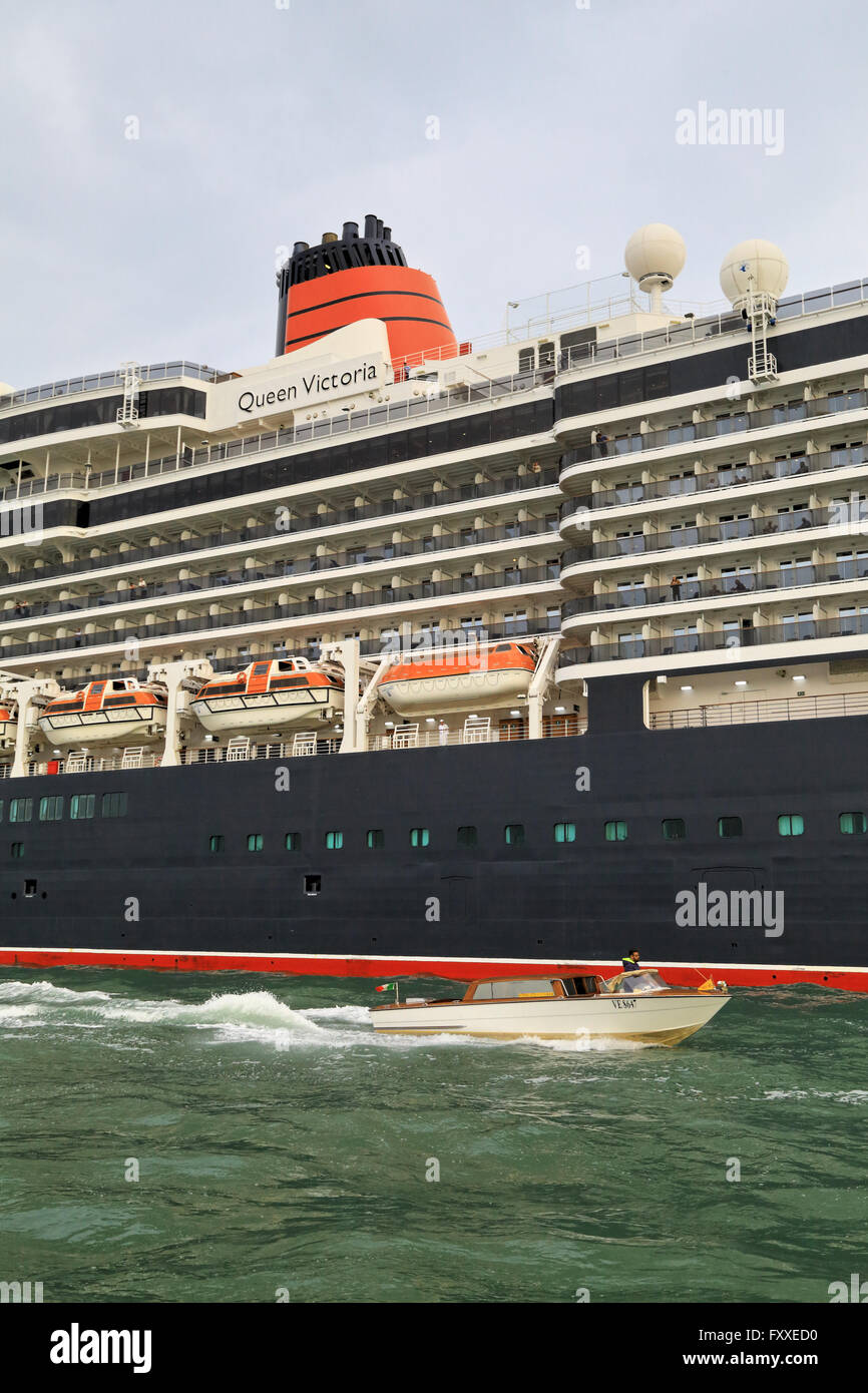 Bateau de croisière MS Queen Victoria (Cunard), l'OMI 9320556 Banque D'Images