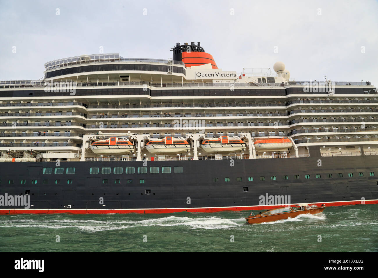 Bateau de croisière MS Queen Victoria (Cunard), l'OMI 9320556 Banque D'Images