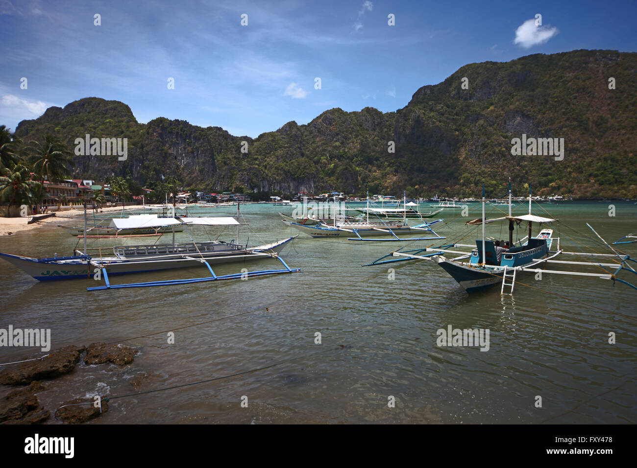 ISLAND HOPPING JUKUNG EL NIDO PALAWAN PHILIPPINES BATEAUX 25 Avril 2015 Banque D'Images