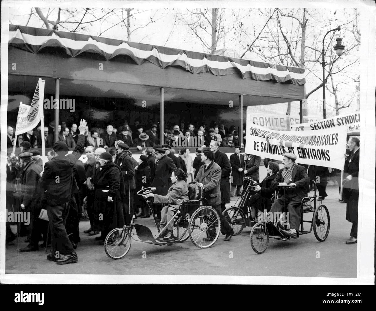 Franz. Kommunisten feiern den 15. Jahrestag der ... Banque D'Images