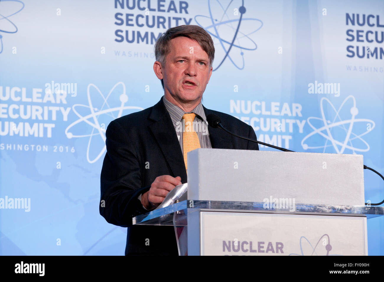 Secrétaire adjoint du Département d'Etat américain Thomas Countryman s'exprimant lors de la 2016 Sommet sur la sécurité nucléaire - Washington, DC USA Banque D'Images