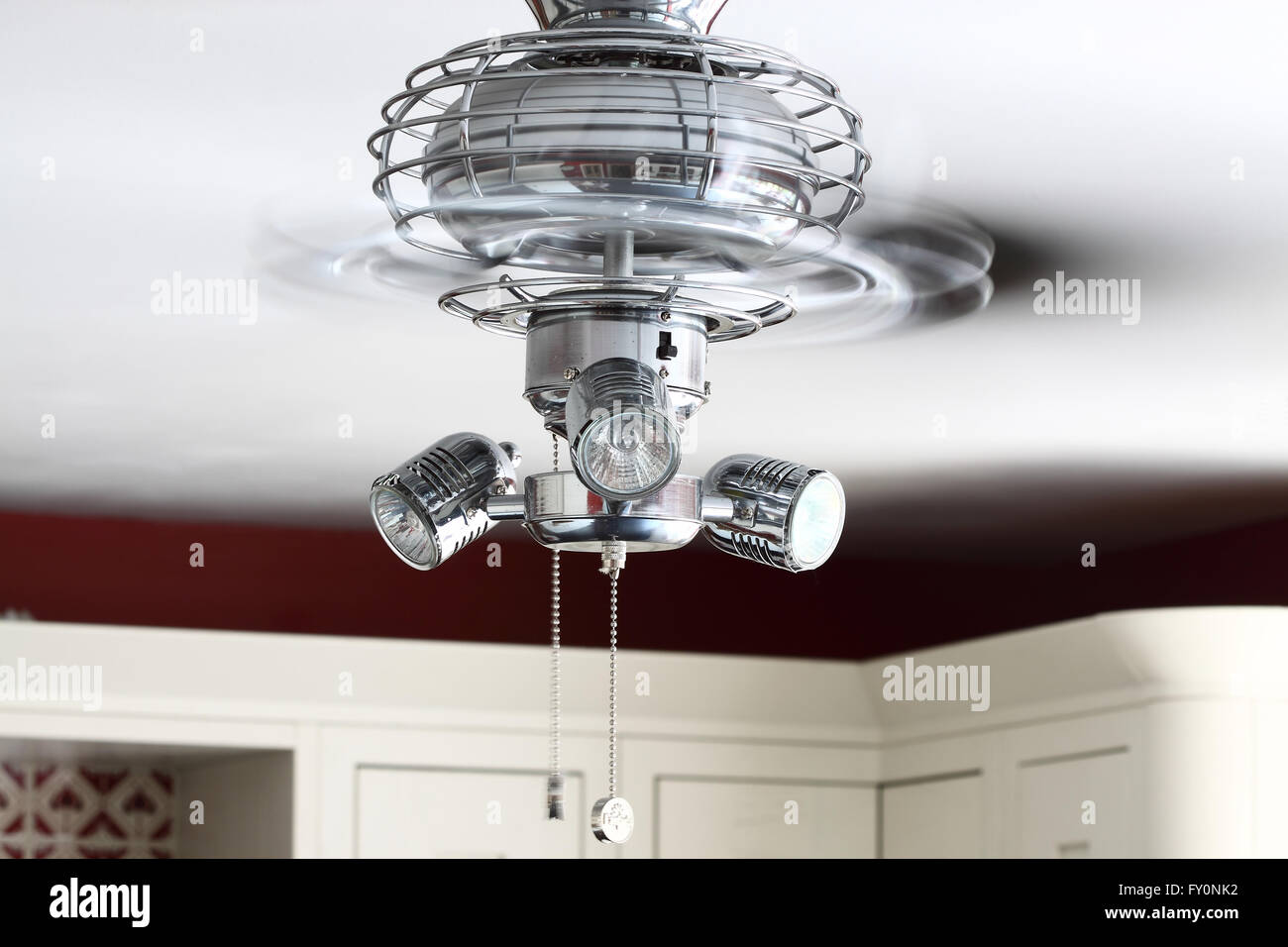 Cuisine d'éclairage pour ventilateurs de plafond Banque D'Images