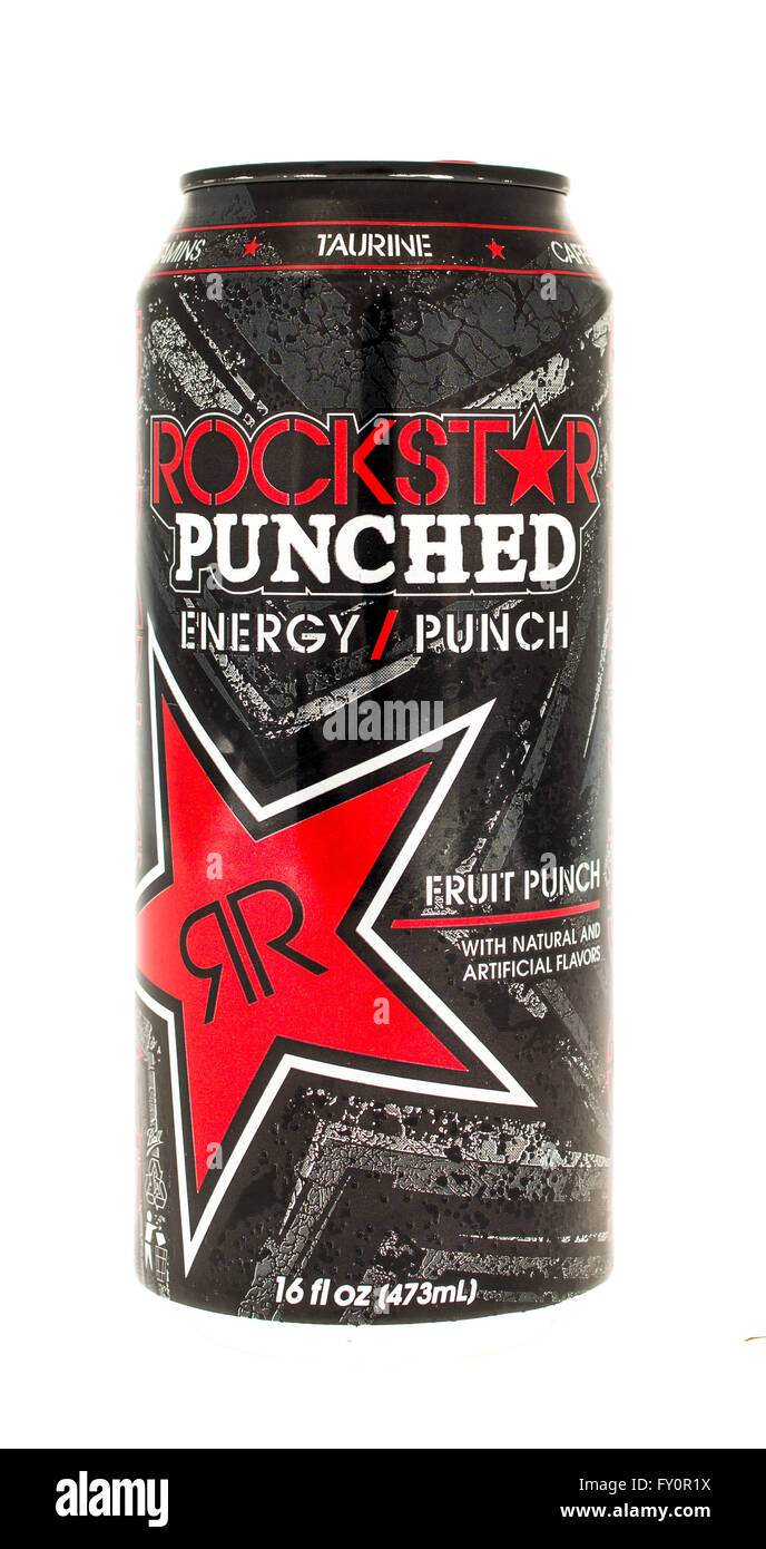 Winneconne, WI - 5 juin 2015 : Pouvez de poing Rockstar energy drink Banque D'Images