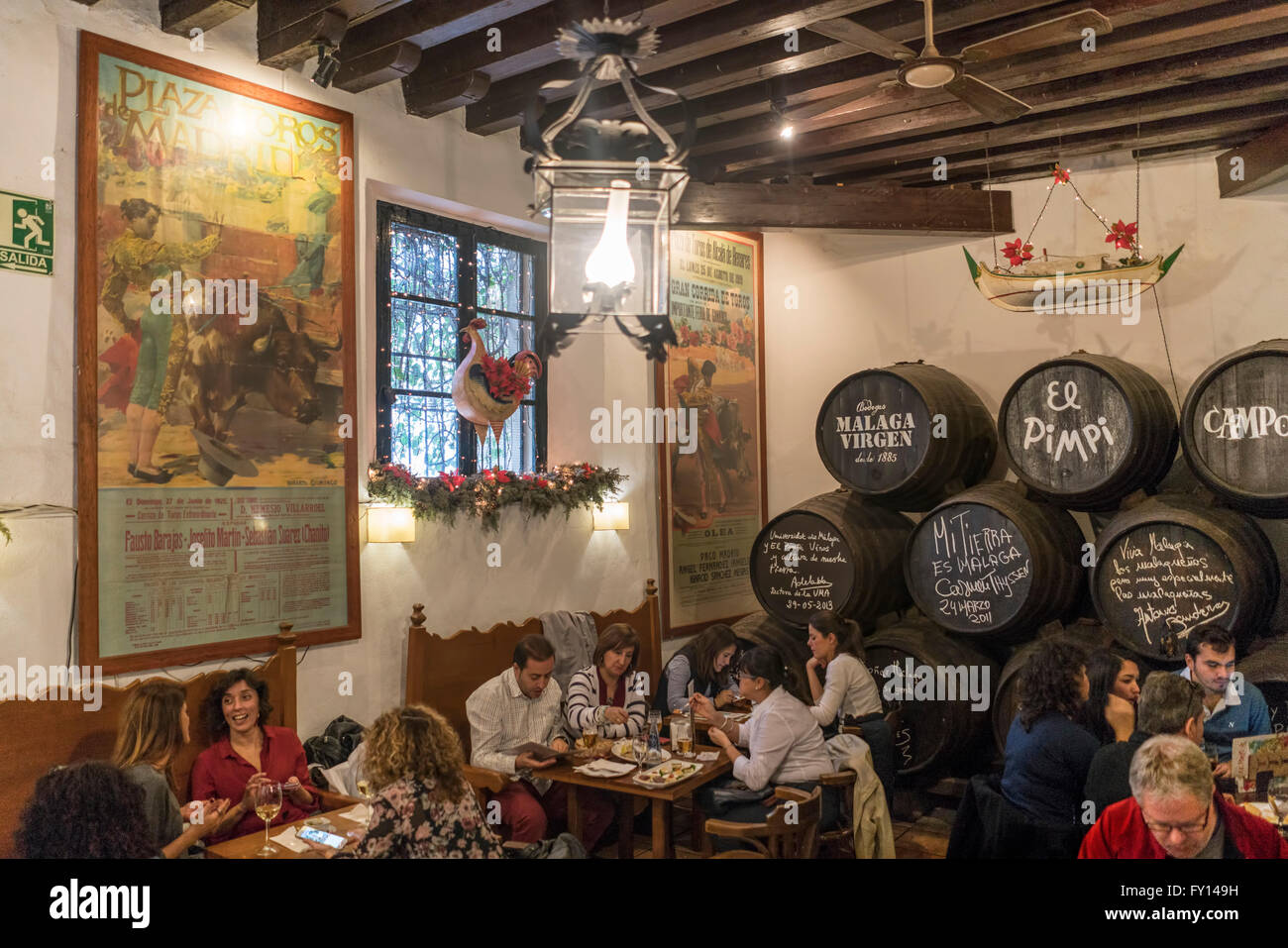 El Pimpi Bar, restaurant, des tonneaux de vin, Malaga, Andalousie, Espagne, Banque D'Images