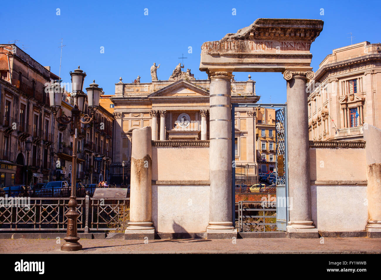 Vue de l'amphithéâtre romain à Stesicoro, Catania Banque D'Images