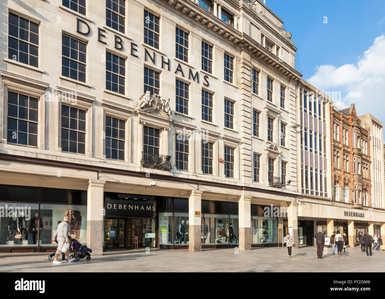 Magasin Debenhams sur ligne de la Place du Vieux Marché, Nottingham, England, UK Banque D'Images