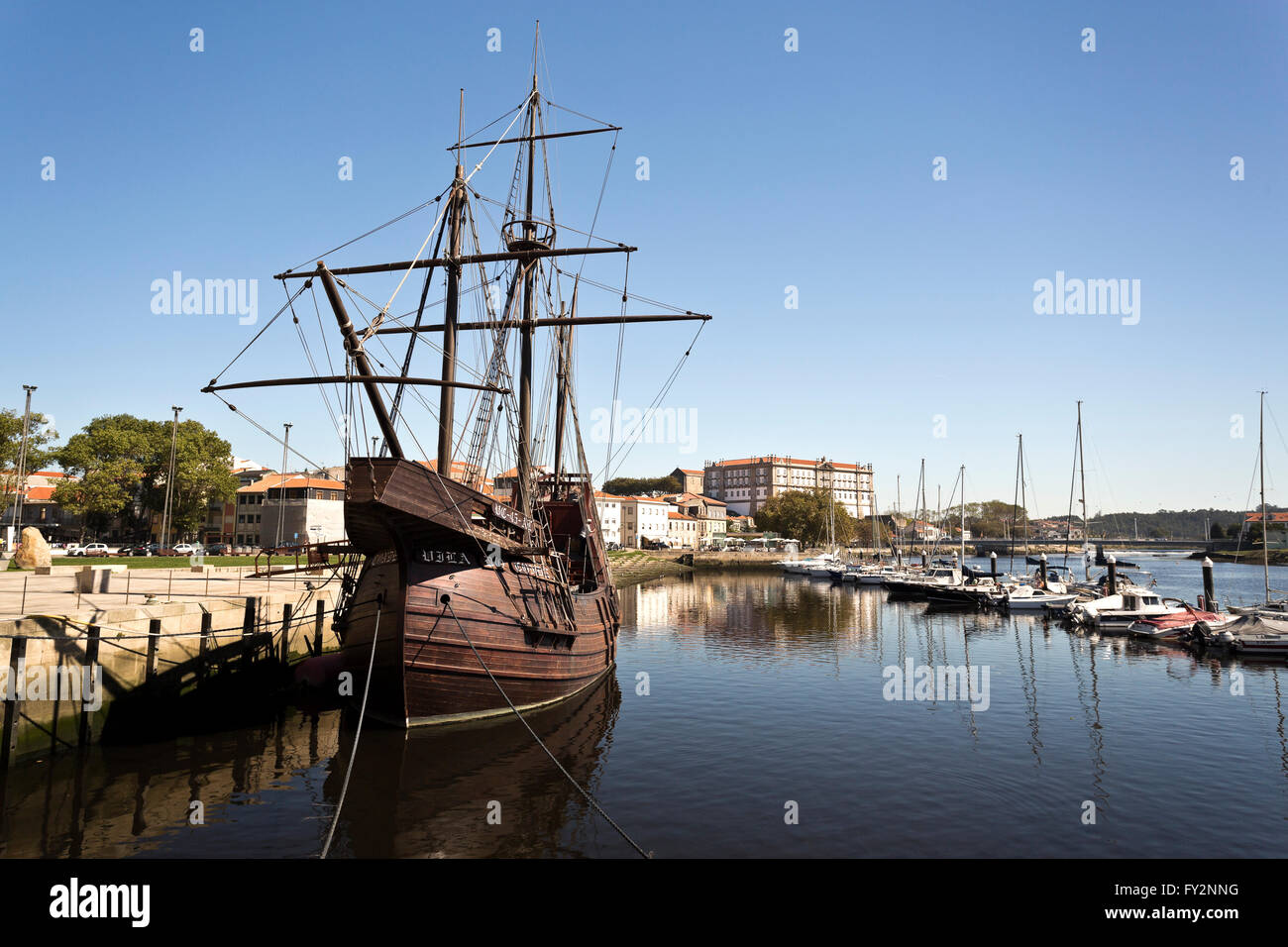 Réplique d'une caravelle, une petite et très maniable sailing ship développé au 15ème siècle par les Portugais pour explorer al Banque D'Images
