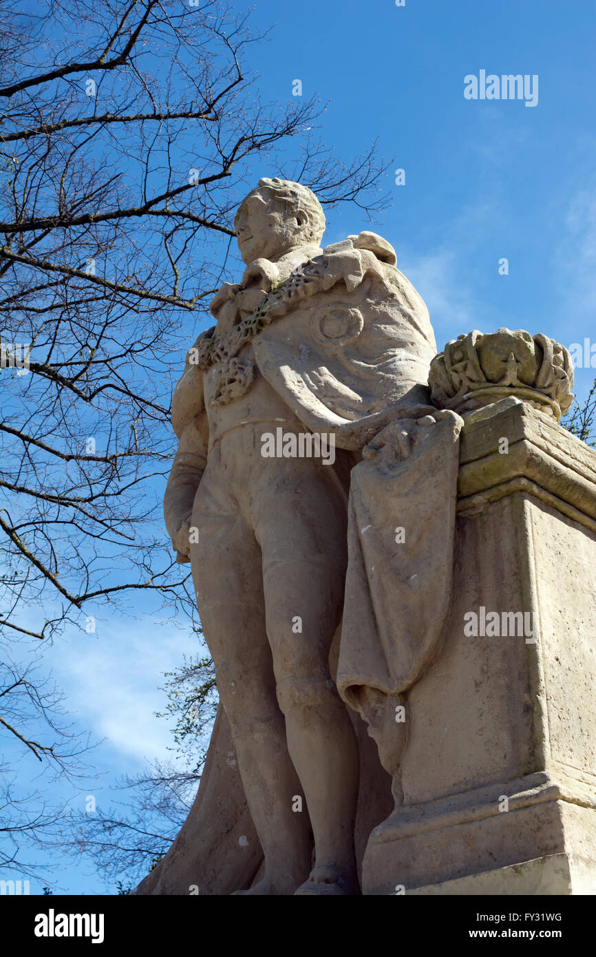 King William IV statue à Montpelier Gardens, Cheltenham, Gloucestershire, England, UK Banque D'Images