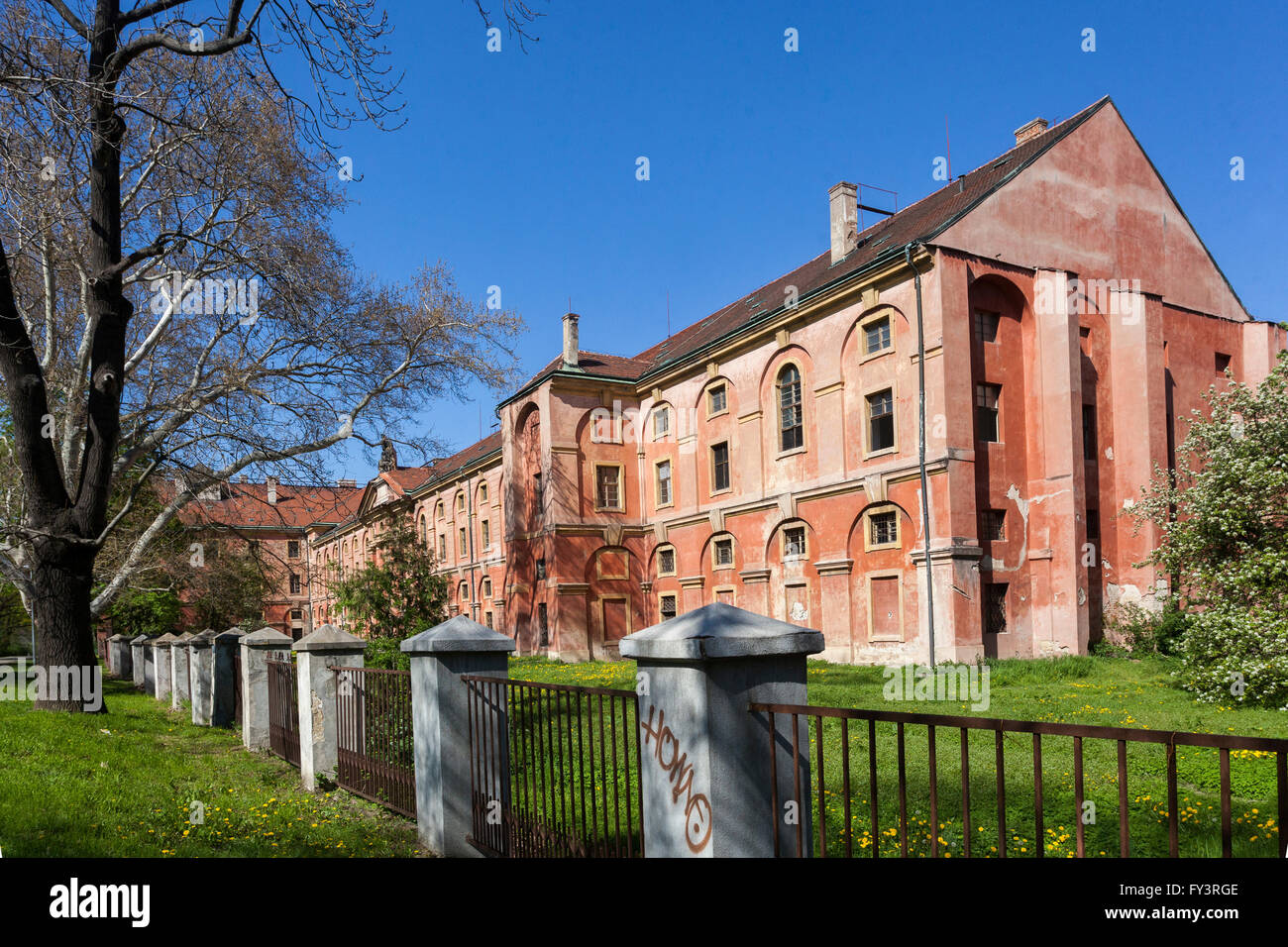 Aile arrière Invalidovna de l'immeuble, Karlin, Prague, République Tchèque Banque D'Images