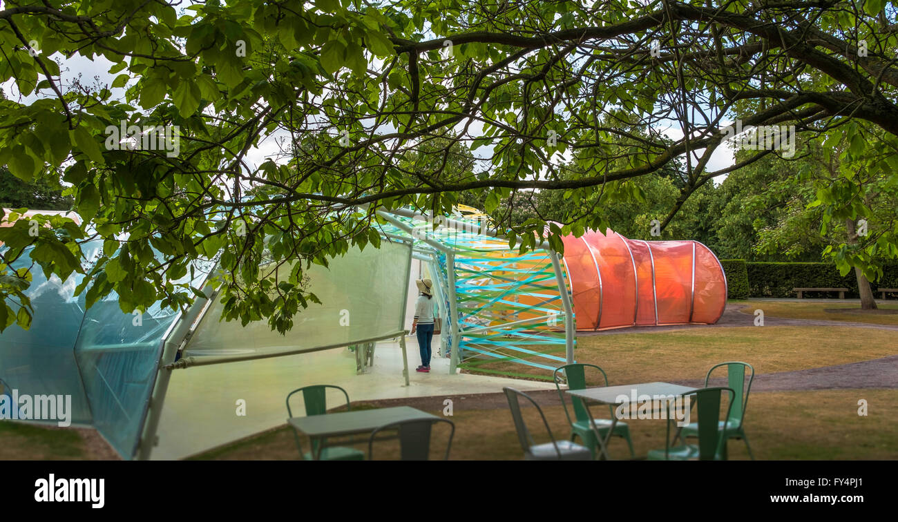 La Serpentine Gallery Pavilion 2015 sur les pelouses de Kensington Gardens, London, UK. Banque D'Images