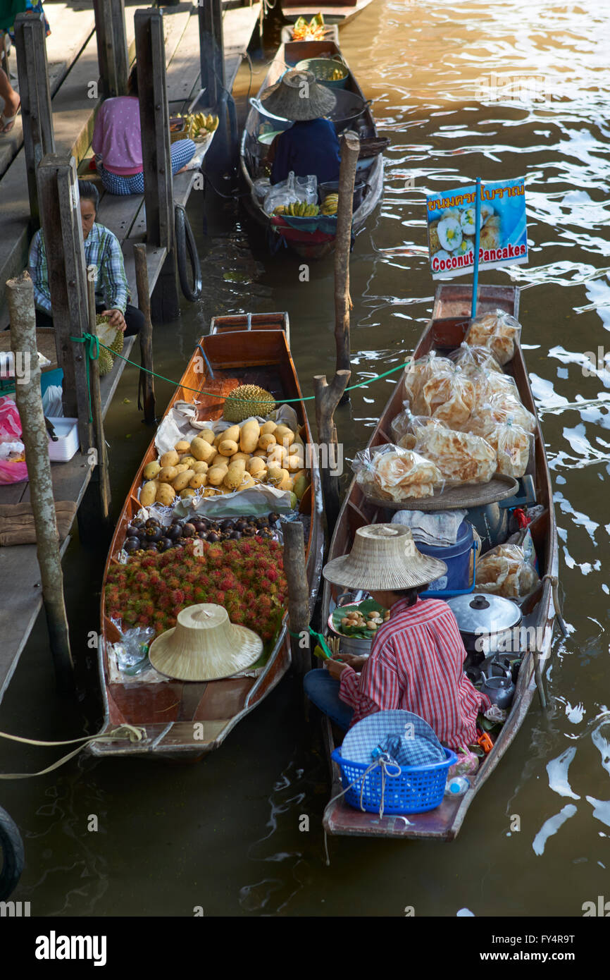 Marché flottant de Damnoen Saduak, Bangkok, Thaïlande Banque D'Images