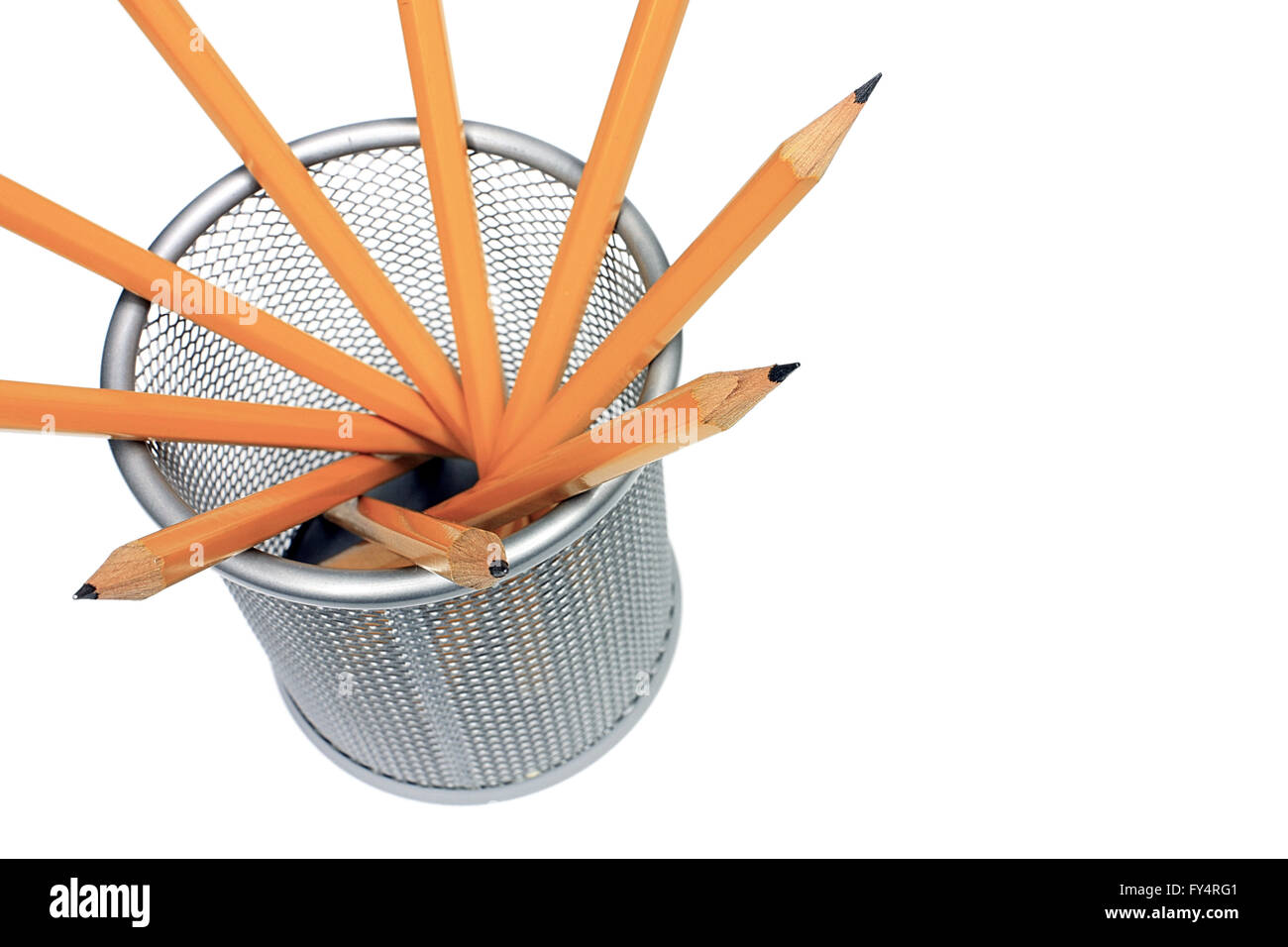 Porte-crayons en isolé sur fond blanc Banque D'Images