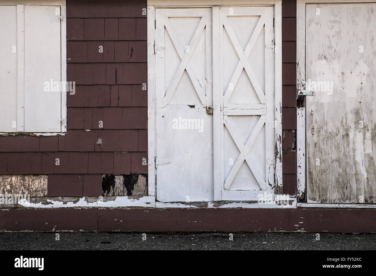 Image de fond de l'ancienne grange et portes Banque D'Images