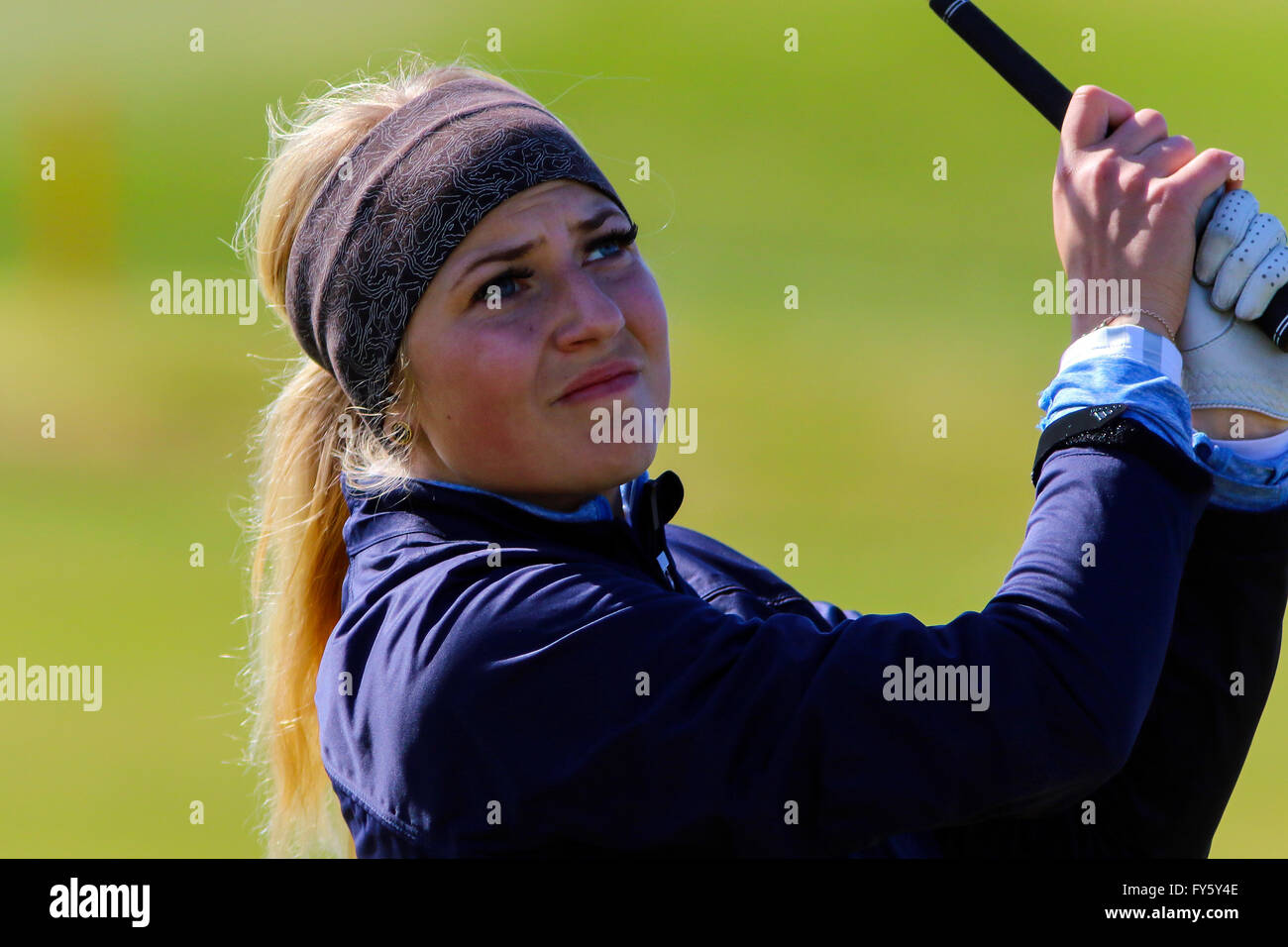 L'Ayrshire, UK. 22 avril, 2016. Dame 105 golfeurs du monde entier ont pris part à l'Helen Holm golf championship dans un premier temps la concurrence sur Troon Golf de Portland, l'Ayrshire. Après 2 tours le top 66 seront qualifiés pour le tour final sur le Royal Troon GC le dimanche et qu'un championnat de qualification, a attribué des points seront comptabilisés pour le 'Curtis' Cup Crédit : sélection de l'équipe Findlay/Alamy Live News Banque D'Images