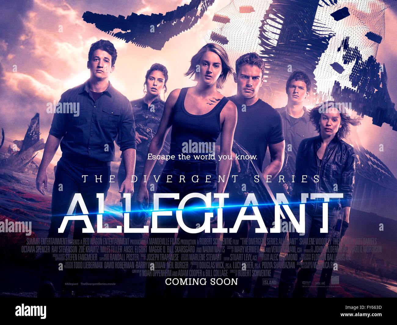 Divergente 5 Date De Sortie Shailene woodley and theo james Banque de photographies et d'images à haute  résolution - Alamy