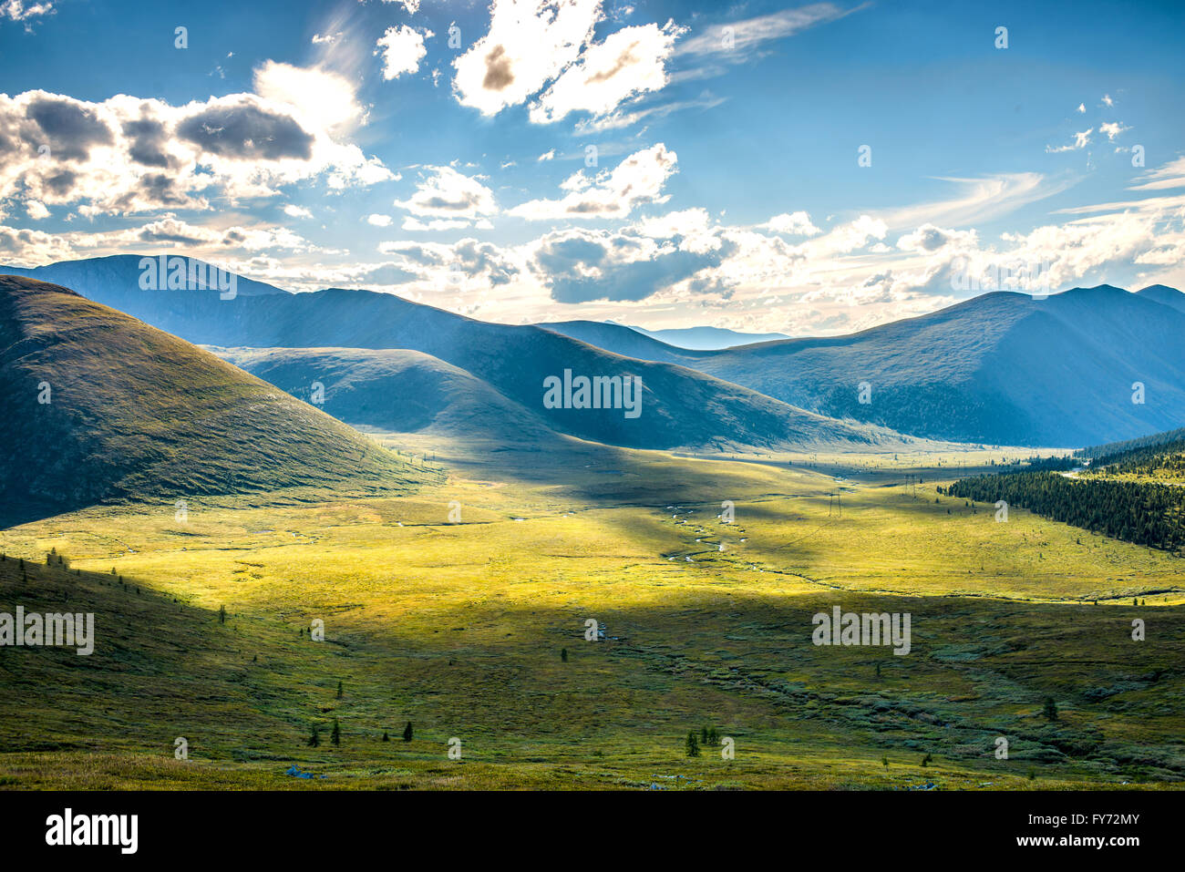 Beau paysage de montagnes Banque D'Images