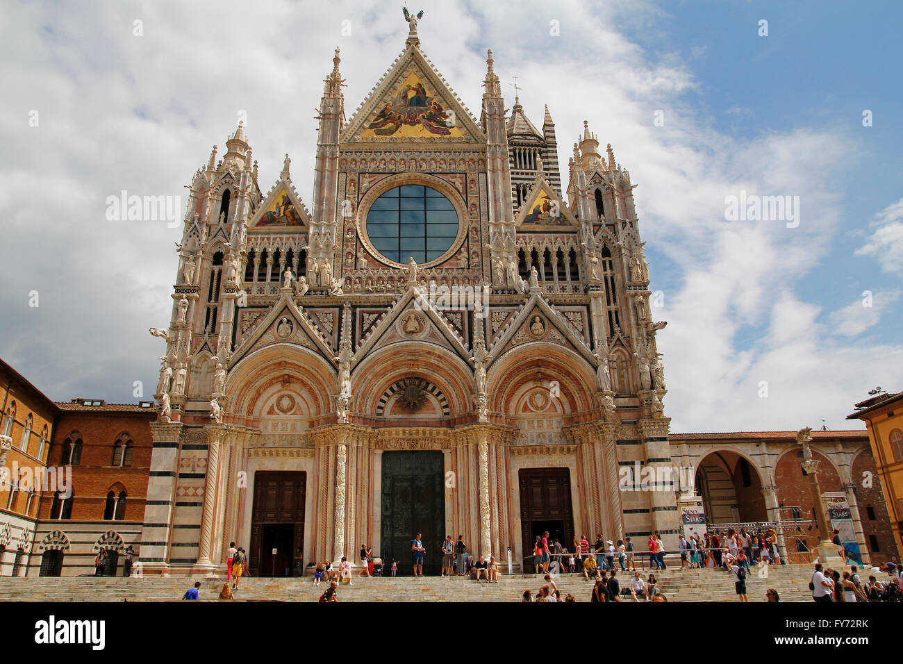 La célèbre cathédrale de Sienne, dédiée à Santa Maria Assunta, Italie Banque D'Images