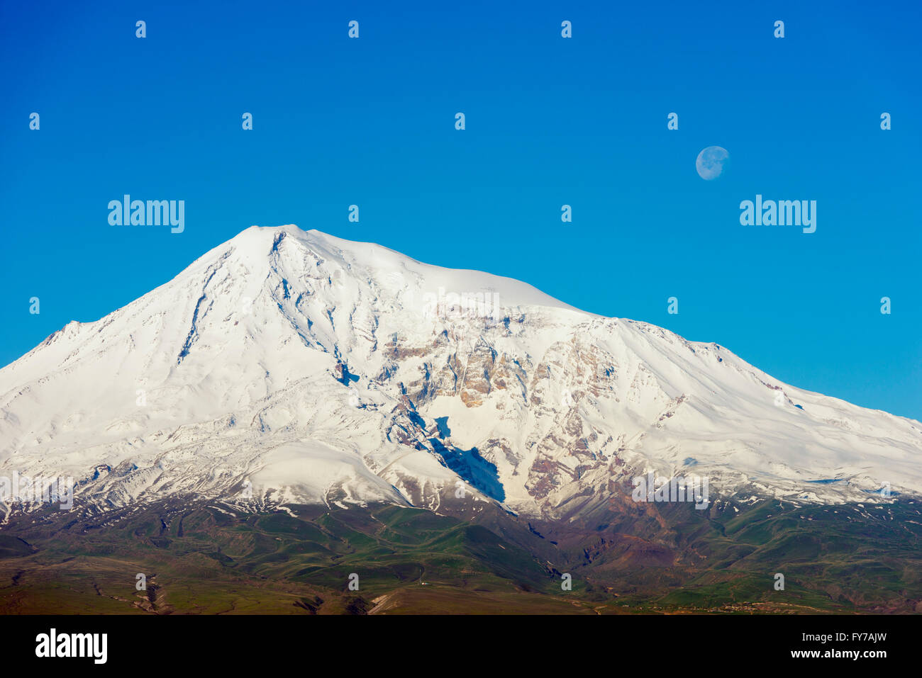 L'Eurasie, région du Caucase, l'Arménie, le mont Ararat (5137m) plus haut sommet d'Arménie de la Turquie photographié Banque D'Images