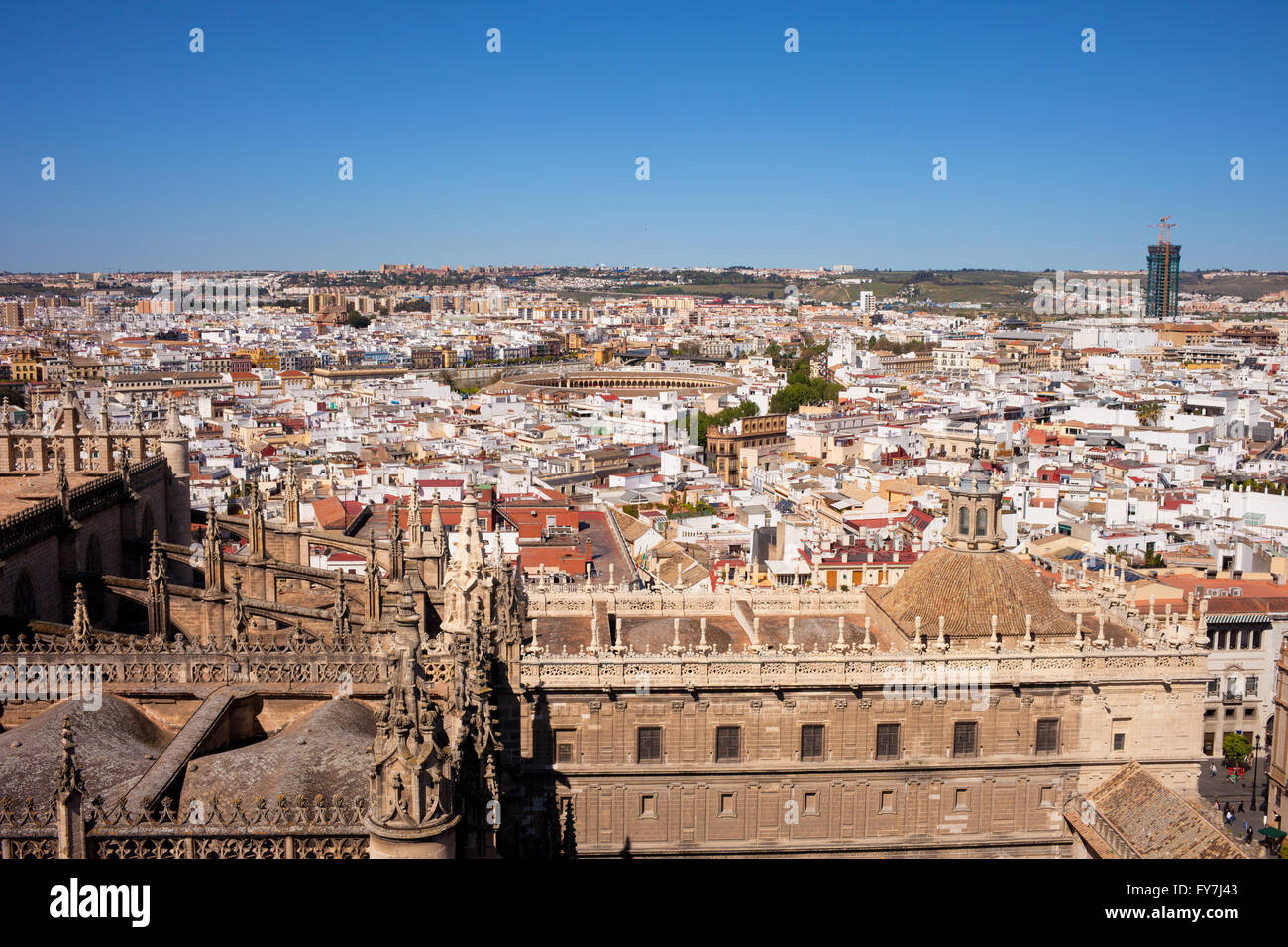 La Ville De Seville En Andalousie Espagne Vue Sur Le Centre Ville Historique De La Cathedrale Photo Stock Alamy