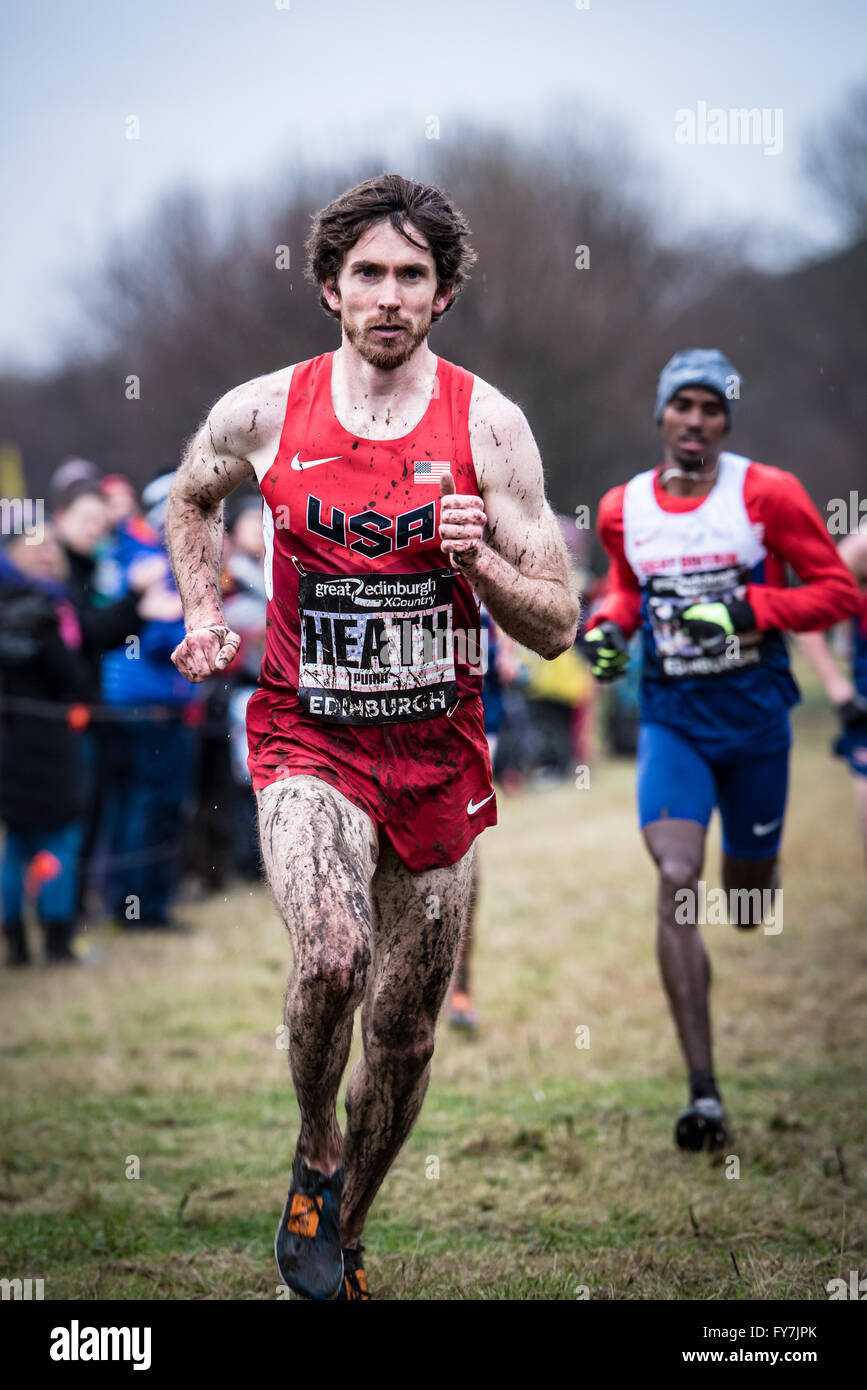 Garrett Heath mène Mo Farah dans la grande Edimbourg GS Men's 8k, 2016, Edinburgh Holyrood Park. Le 9 janvier 2016. Banque D'Images