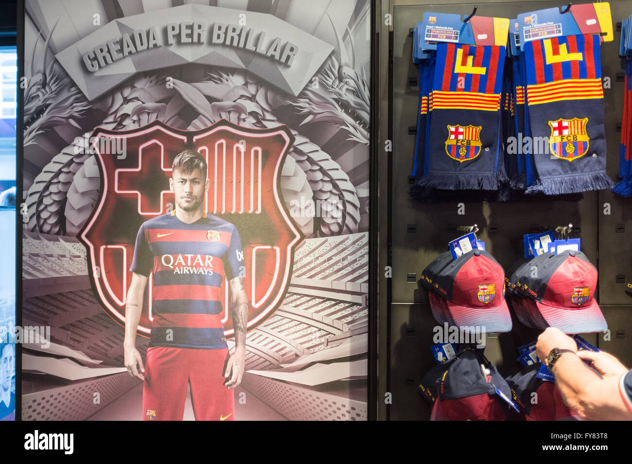 L'intérieur de la boutique store extérieur du FC Barcelone Camp Nou Barcelone Megastore boutique officielle Banque D'Images