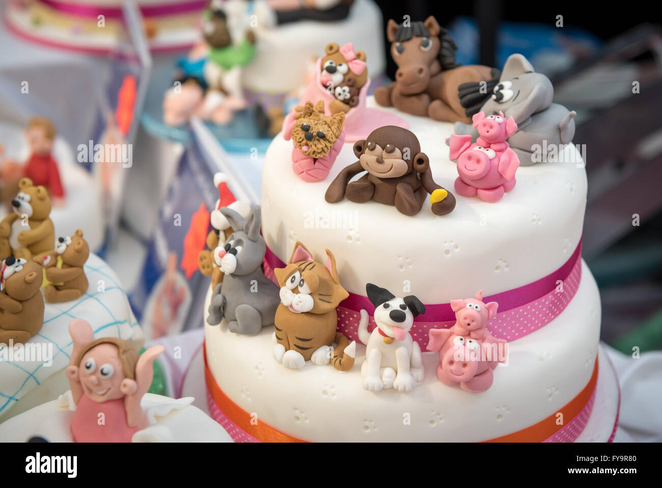 Forme Animale Decorations De Gateaux D Anniversaire Cake International Les Sugarcraft Decoration De Gateaux Patisseries Et Show A Londres Photo Stock Alamy Forme Animale Decorations De Gateaux D Anniversaire Cake International Les Sugarcraft Decoration De Gateaux Patisseries Et Show A Londres Photo Stock Alamy