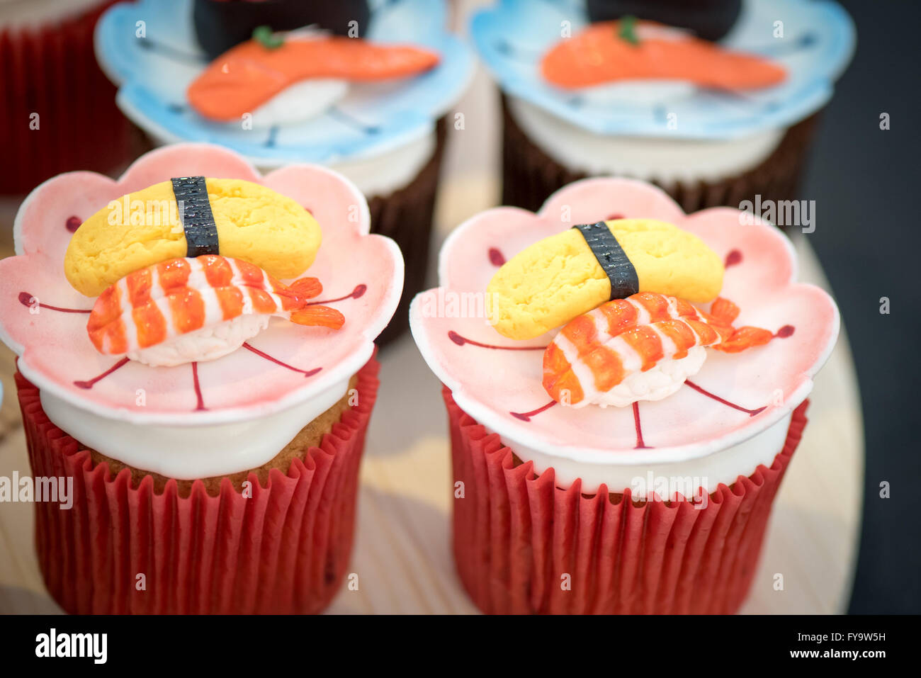 Cupcakes Sushi au gâteau International - Les Sugarcraft décoration de gâteaux, pâtisseries et Show à Londres Banque D'Images