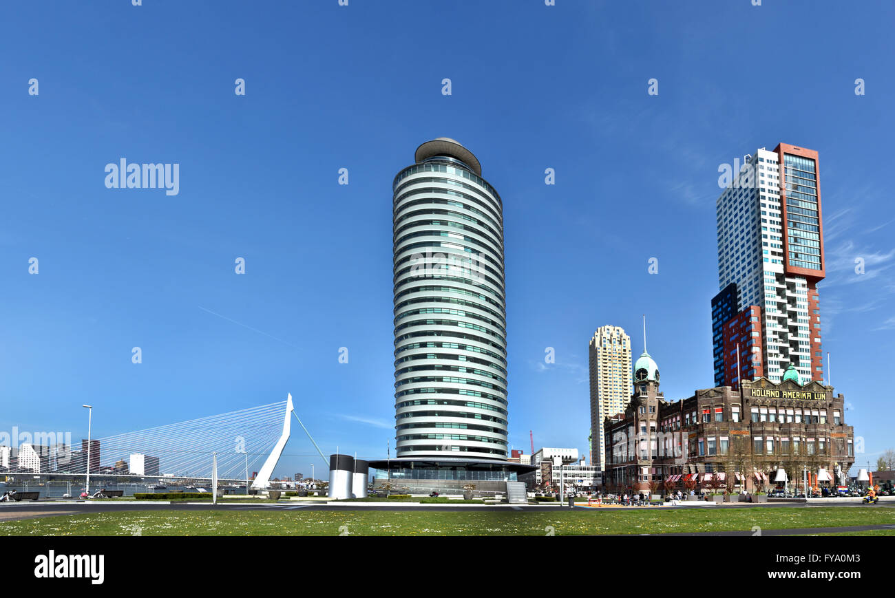 Centre Port mondial ( Kop van Zuid ) Montevideo Hotel New York Rotterdam Pays-Bas Dutch ( Nouvelle Meuse Pont Erasmus Swan ) Banque D'Images