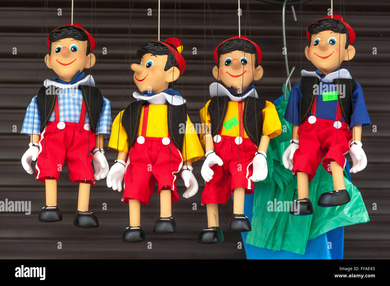 Les marionnettes de Prague pour la vente, des souvenirs, des marionnettes tchèque, Prague, République Tchèque Banque D'Images