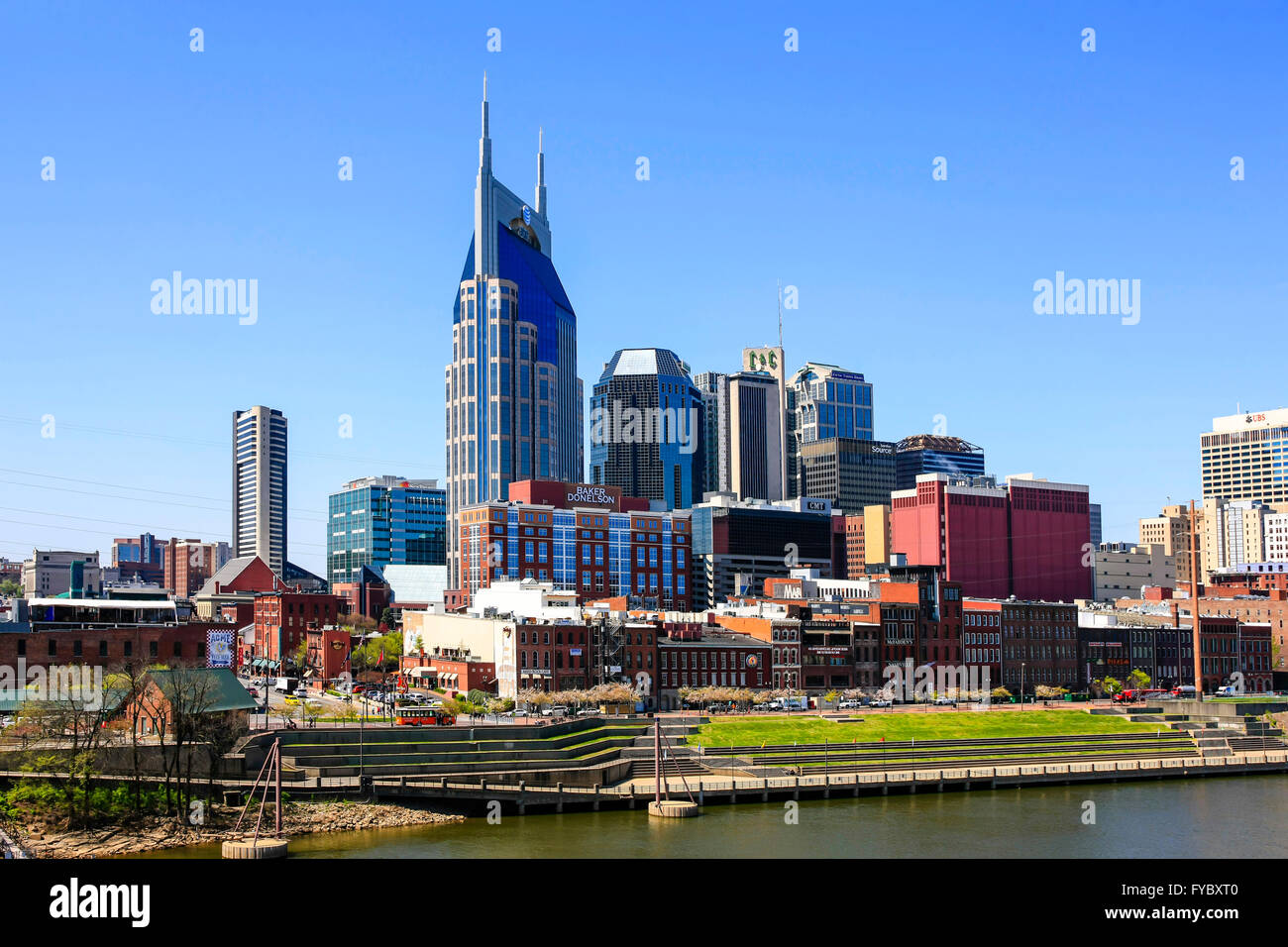 Vue sur le centre-ville de Nashville, au Tennessee et de la Cumberland River Banque D'Images