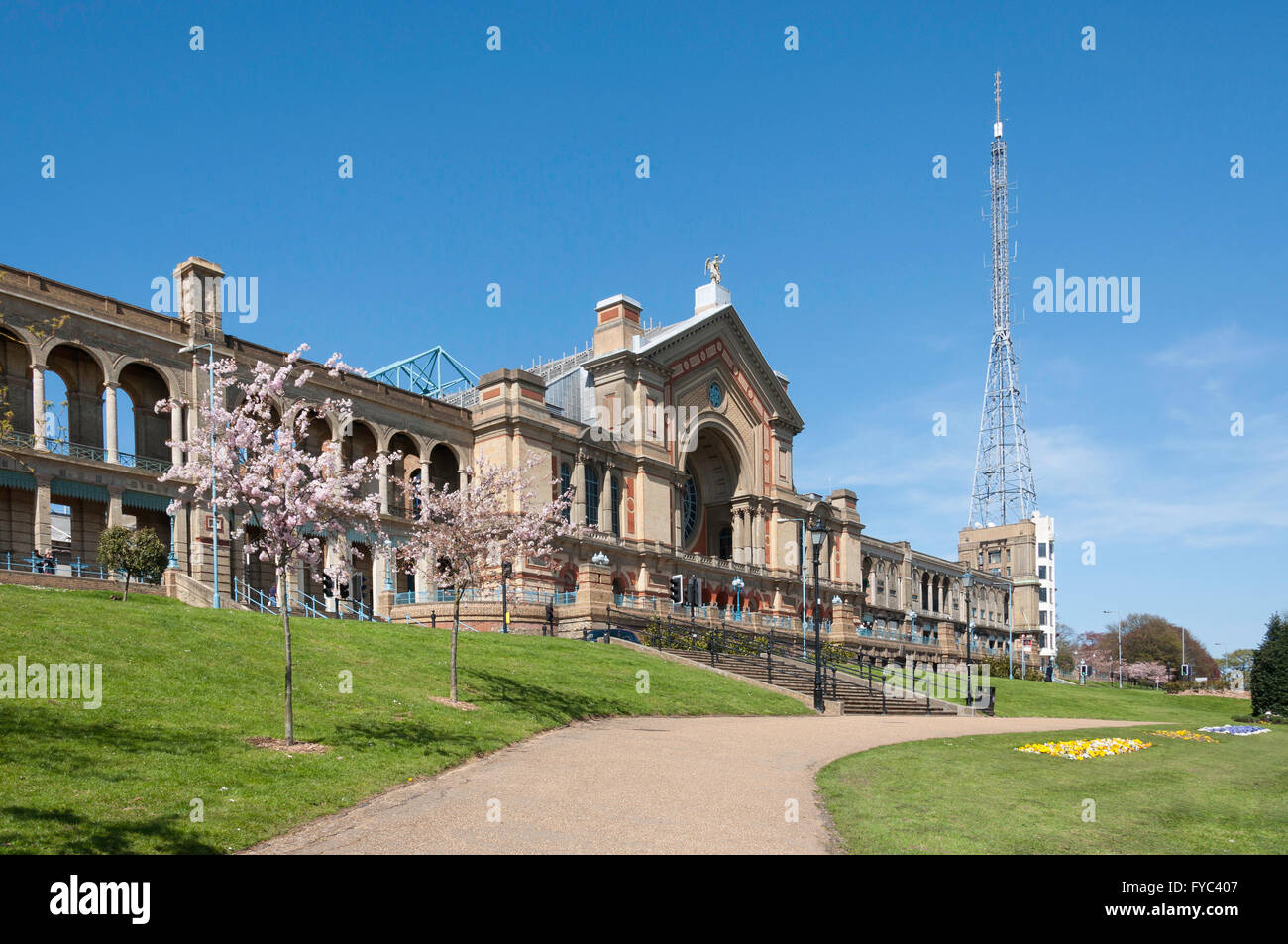 Alexandra Palace au printemps, Alexandra Park, London Borough of Haringey, Greater London, Angleterre, Royaume-Uni Banque D'Images