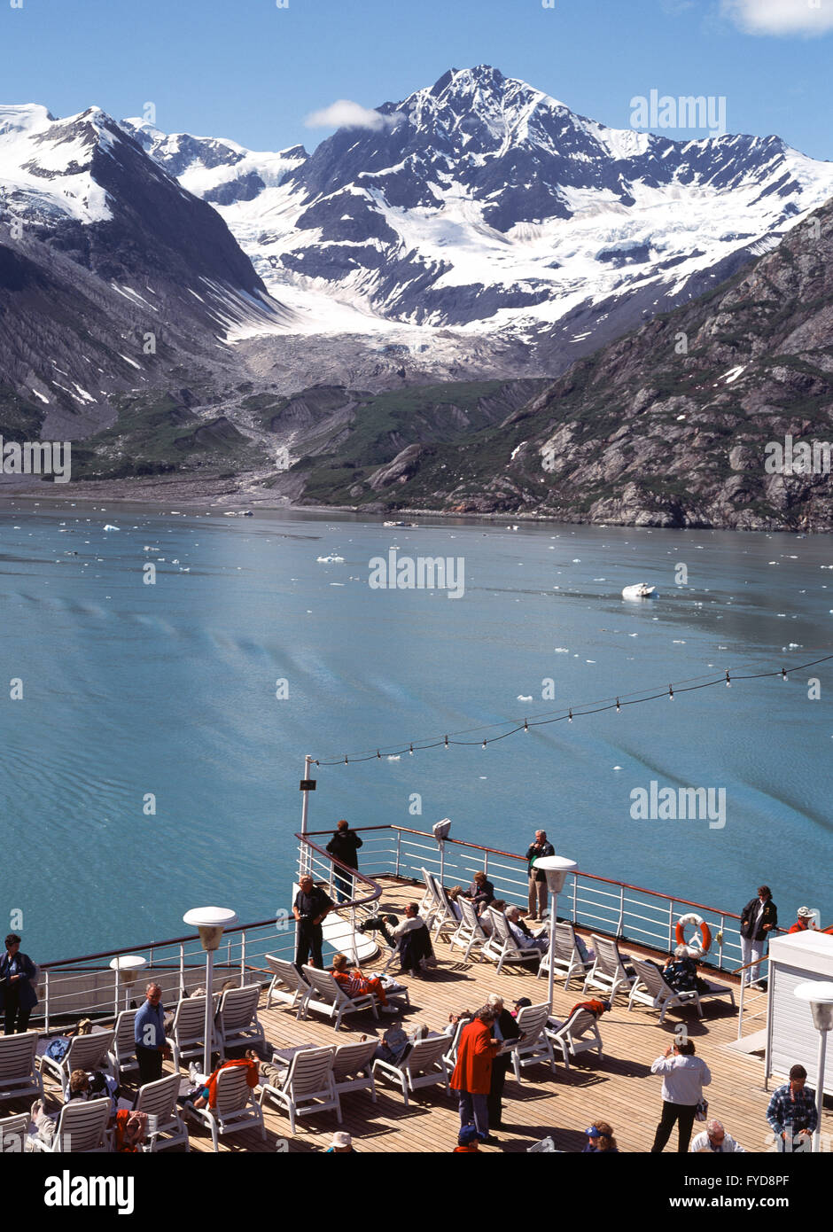 À bord du Sky Princess, College Fjord, Alaska, USA Banque D'Images