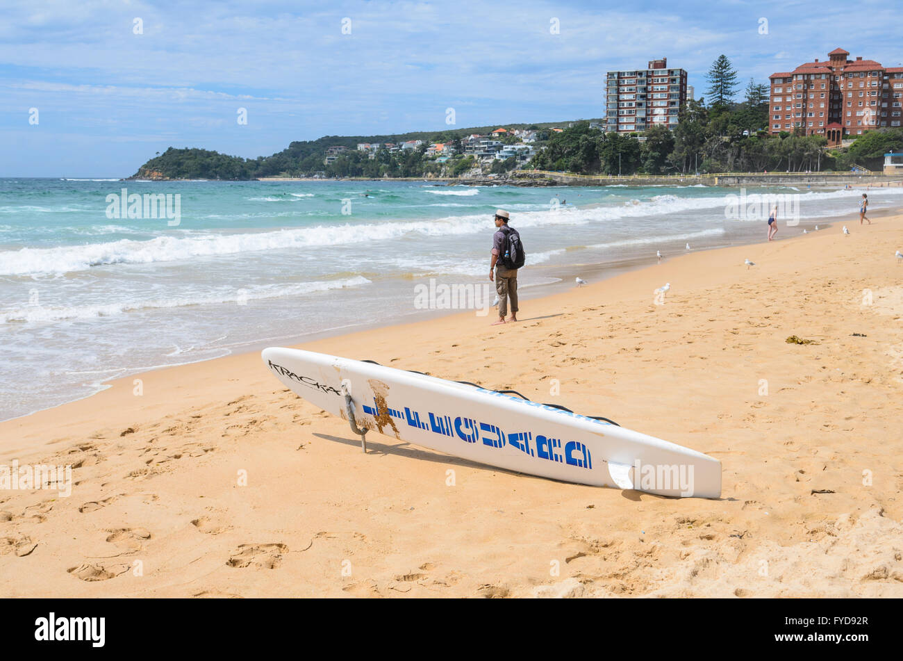 Sauveteur sauvetage sur plage de Manly, Sydney. Banque D'Images