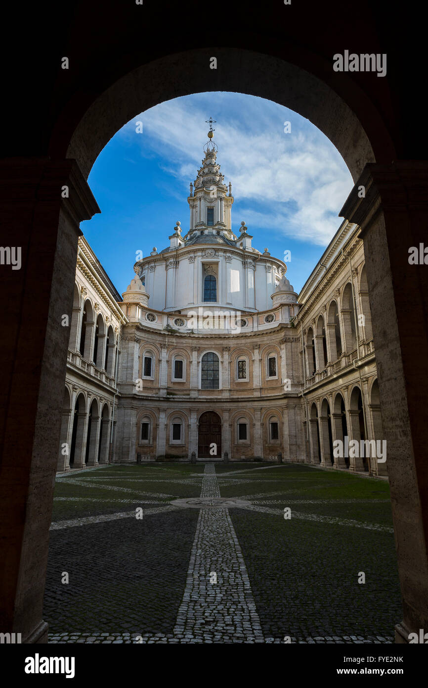 L'église San Ivo alla Spaienza. Rome, Italie Banque D'Images