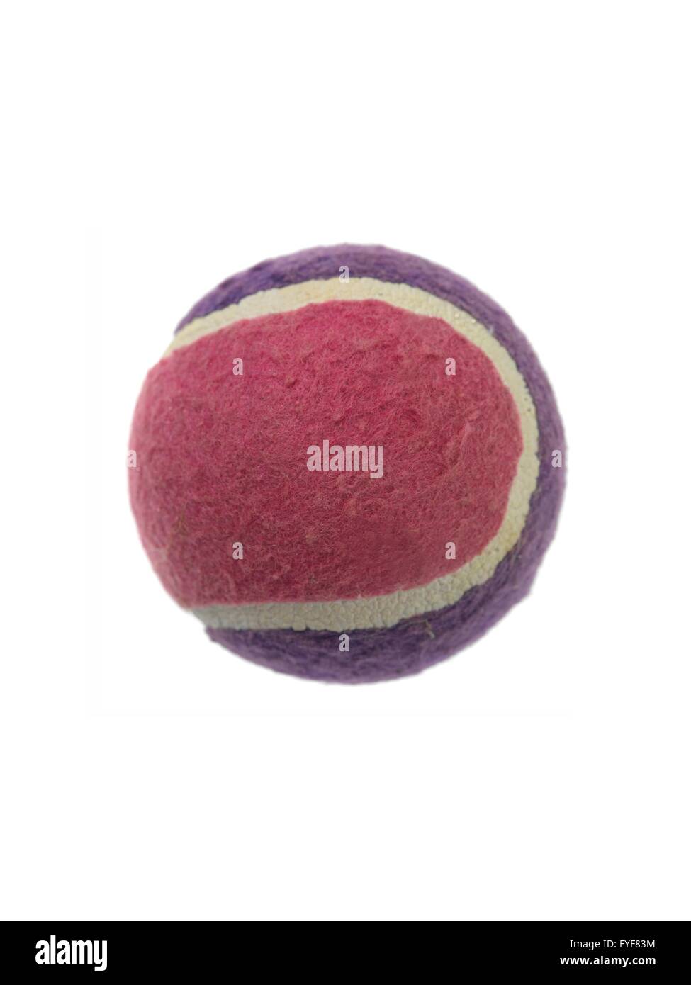 Balles de tennis sport sur gazon vert artificiel Banque D'Images