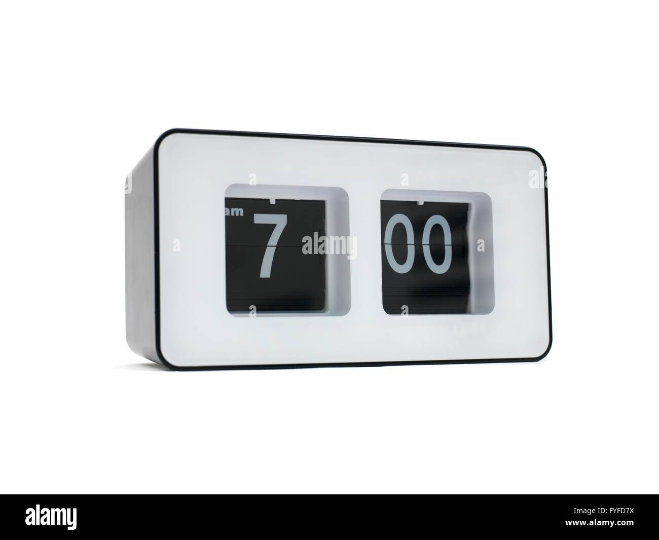 Une horloge flip isolé sur fond rouge Banque D'Images