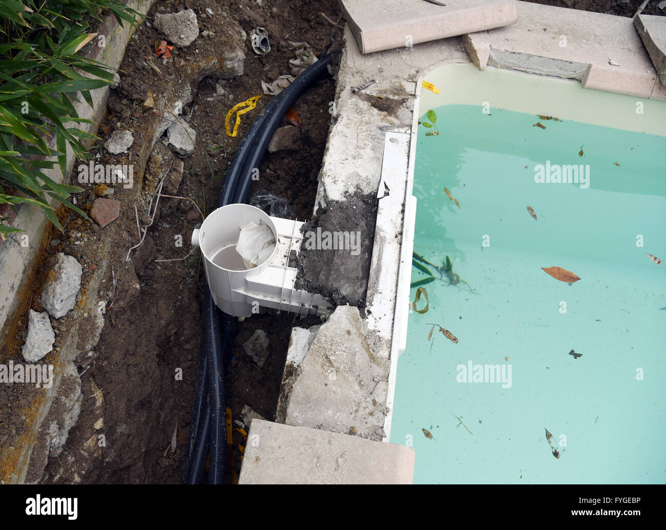 Réparation skimmer piscine Réparation skimmer piscine