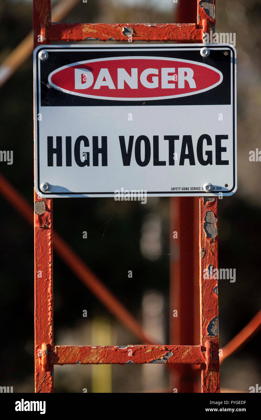 Panneau d'avertissement de tension élevée Banque D'Images