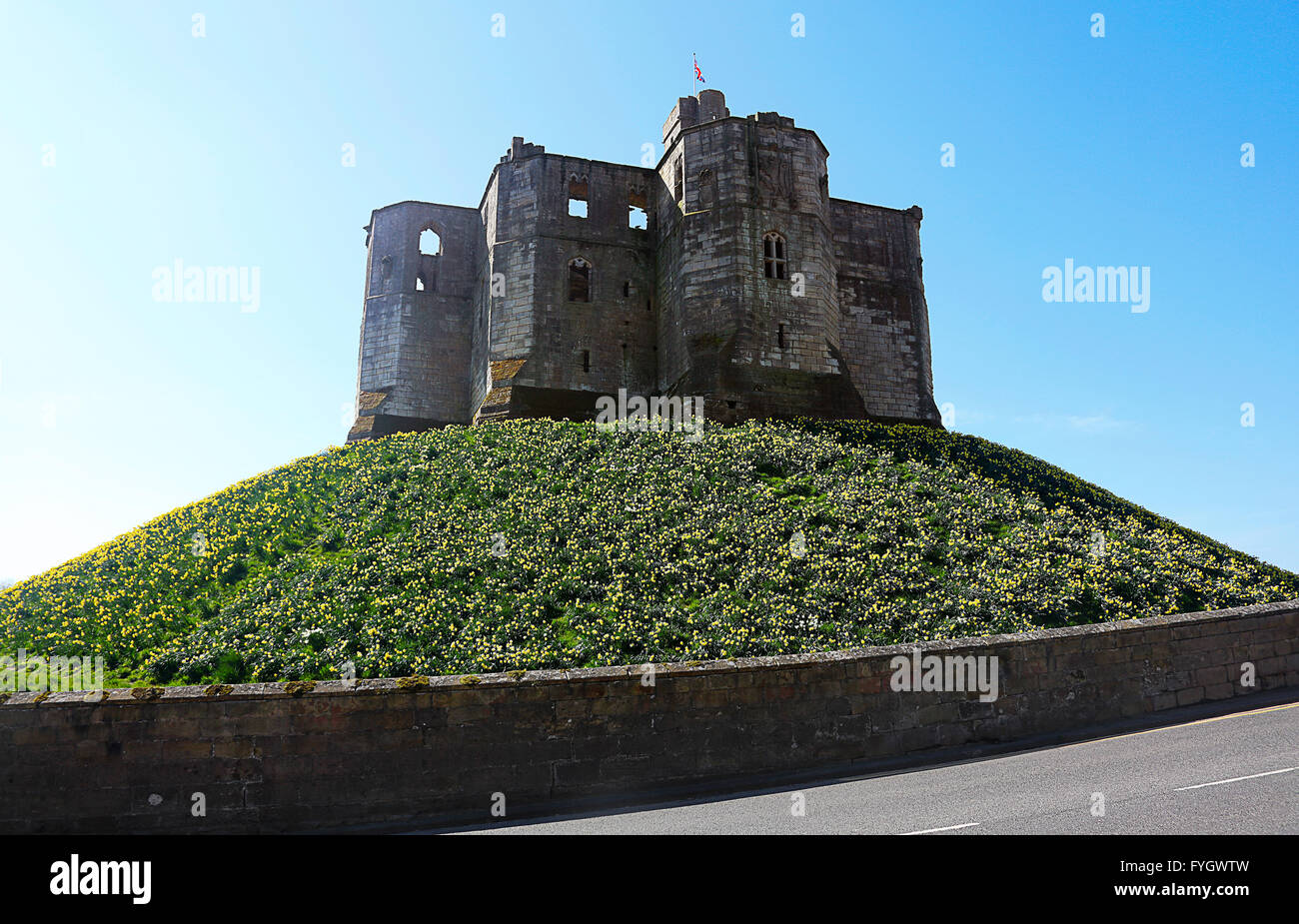 Château de Warkworth. au printemps.Le Northumberland.UK. Banque D'Images