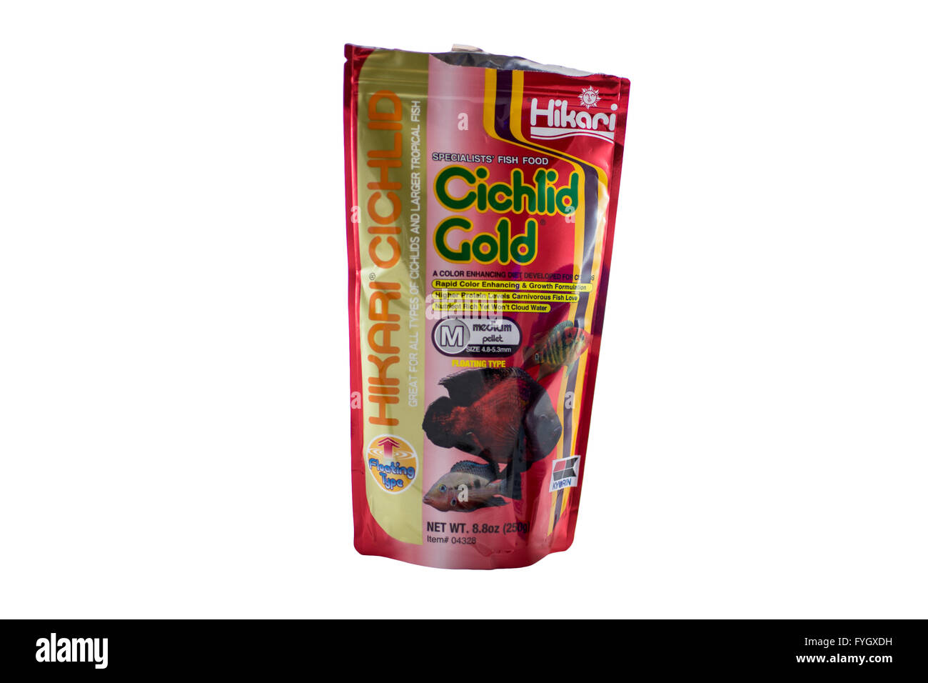 Ouvrir un paquet de Cichlod Hikari Gold fish food. Banque D'Images