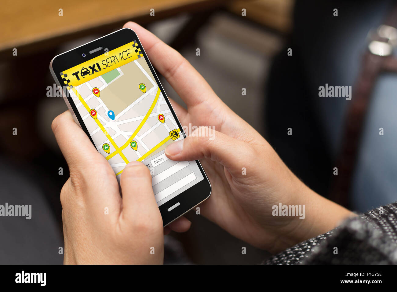 Concept d'entreprise : à l'aide d'un téléphone numérique généré avec taxi app. Tous les graphiques de l'écran sont constitués. Banque D'Images