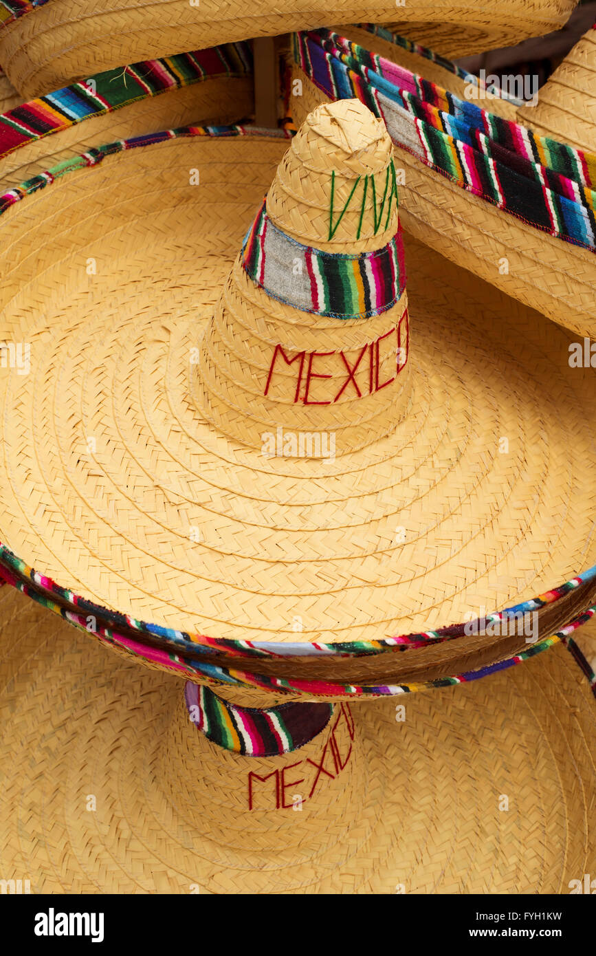 Mexican sombrero sombreros mexico Banque de photographies et d'images à  haute résolution - Alamy