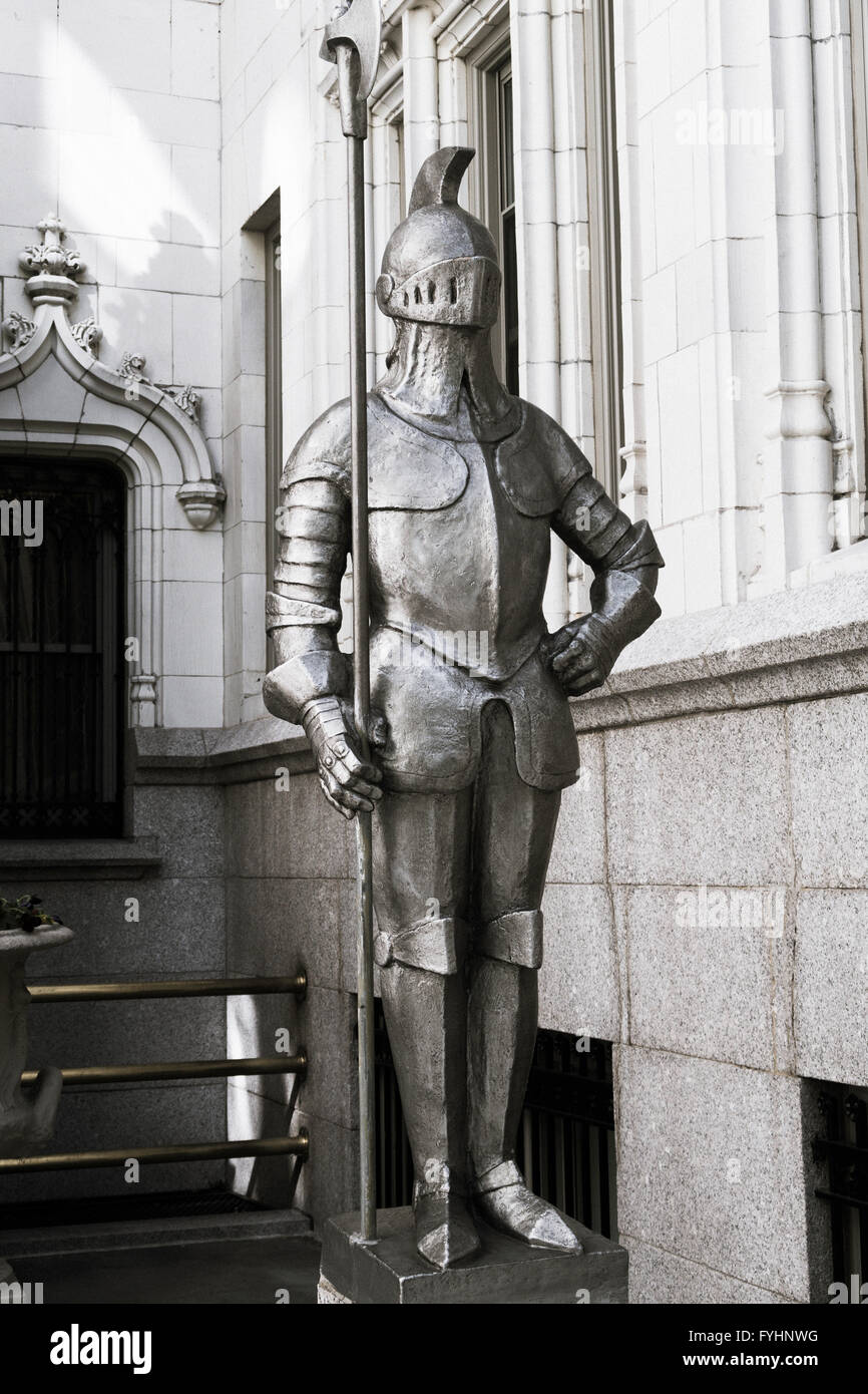 Armored Knight garde Appartement Maison Entrée, Gramercy Park, NYC Banque D'Images