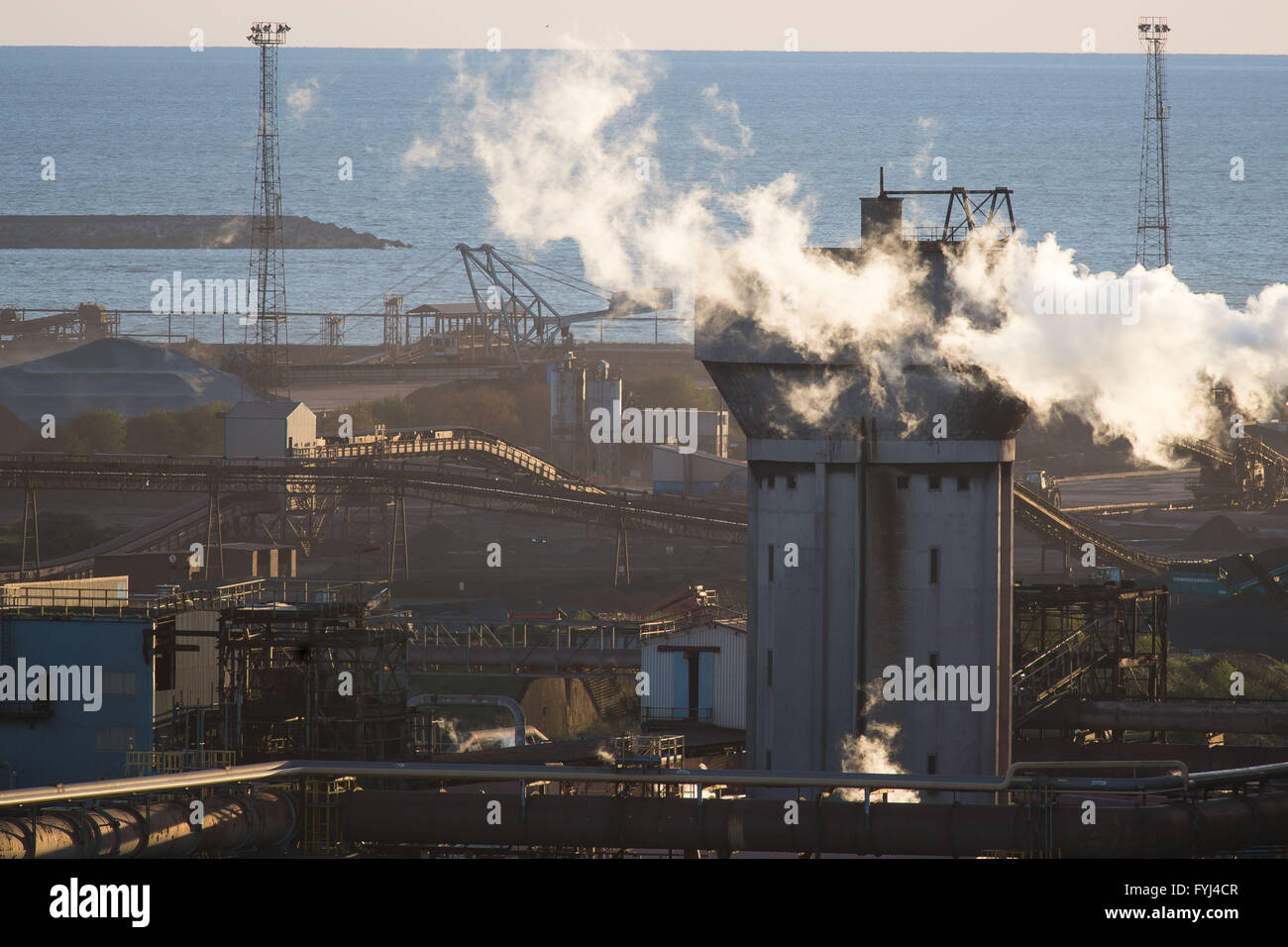 Tata Steel steel making plant à Port Talbot, Pays de Galles du Sud. Banque D'Images