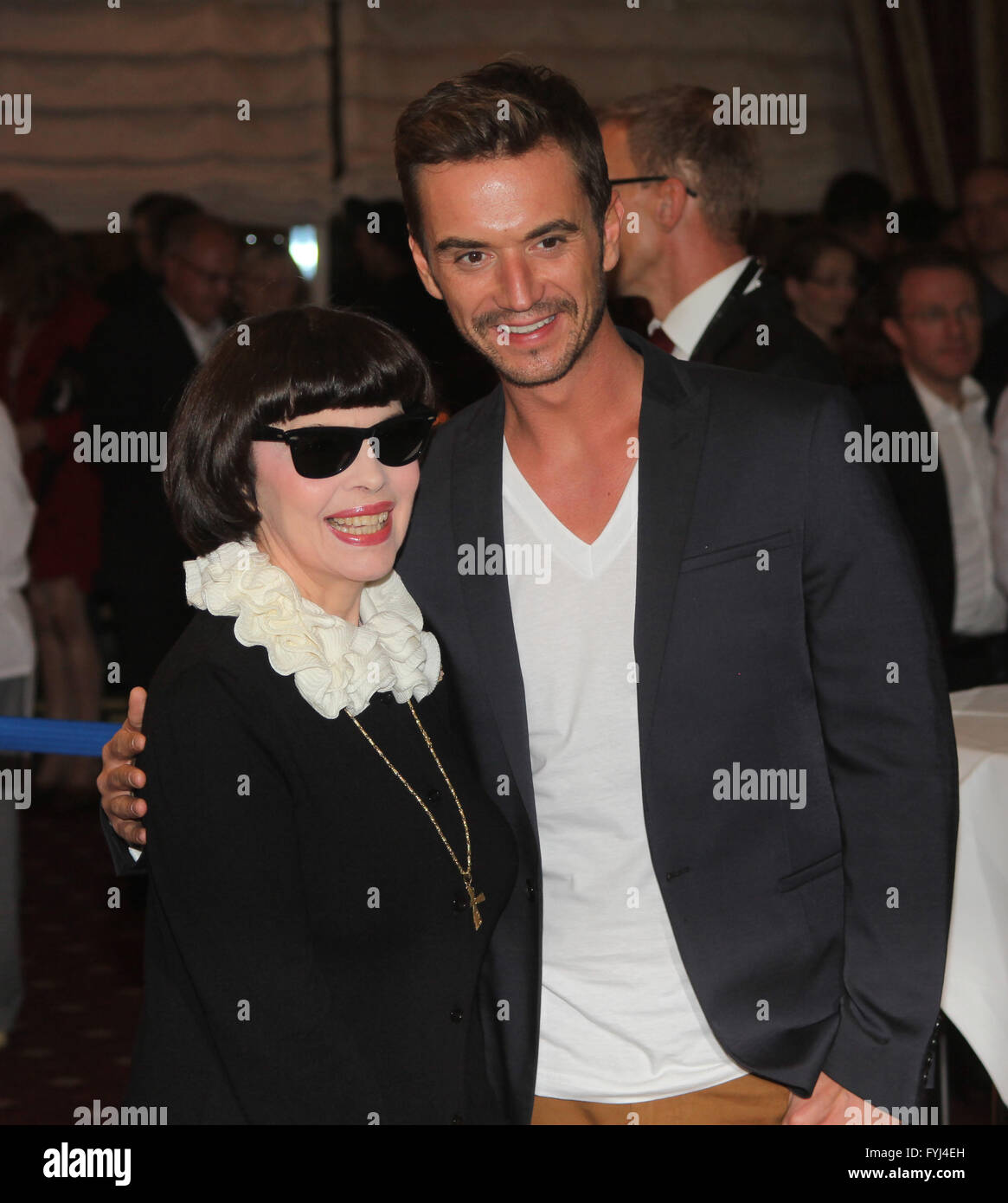 Mireille Mathieu et Florian Silbereisen Photo Stock Alamy