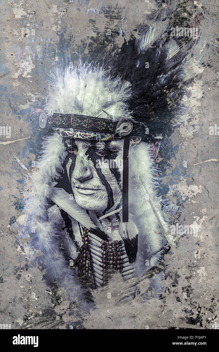 Fineart, American Indian Warrior, chef de la tribu. homme avec une coiffure de plumes et tomahawk Banque D'Images