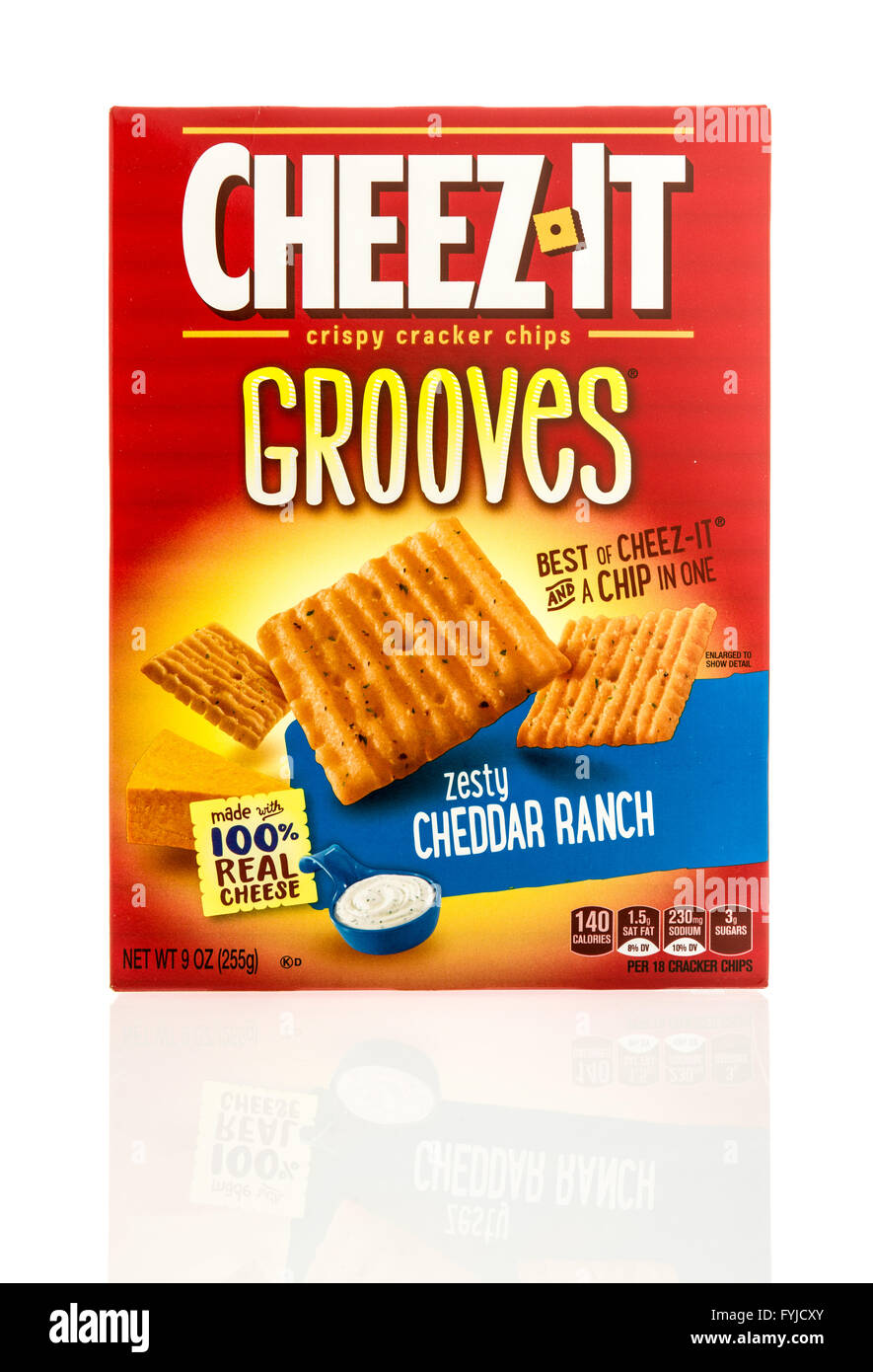 Winneconne, WI - 26 Avril 2016 : Fort Cheez elle gorges de Cheddar de zeste de saveur ranch isolé sur un arrière-plan Banque D'Images