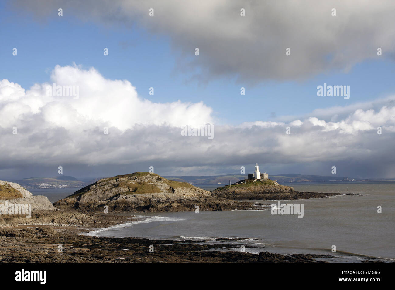 Phare de Mumbles et bracelet Bay Banque D'Images