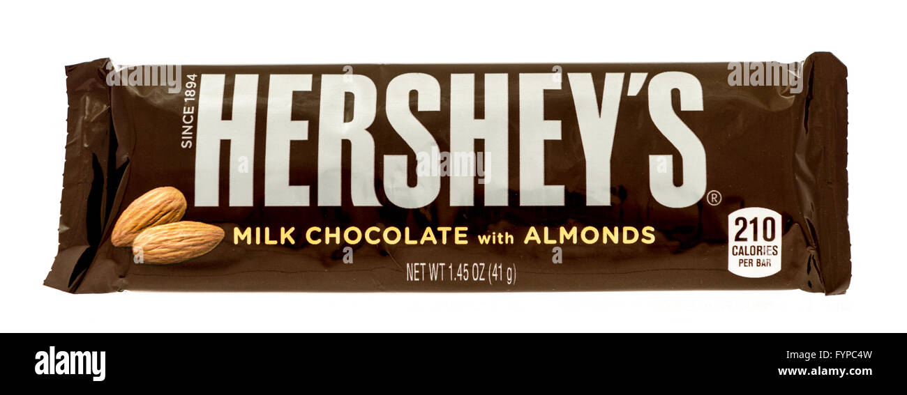Winneconne, WI- 29 Oct 2015 : Hersheys bar Chocolat avec amandes, Banque D'Images