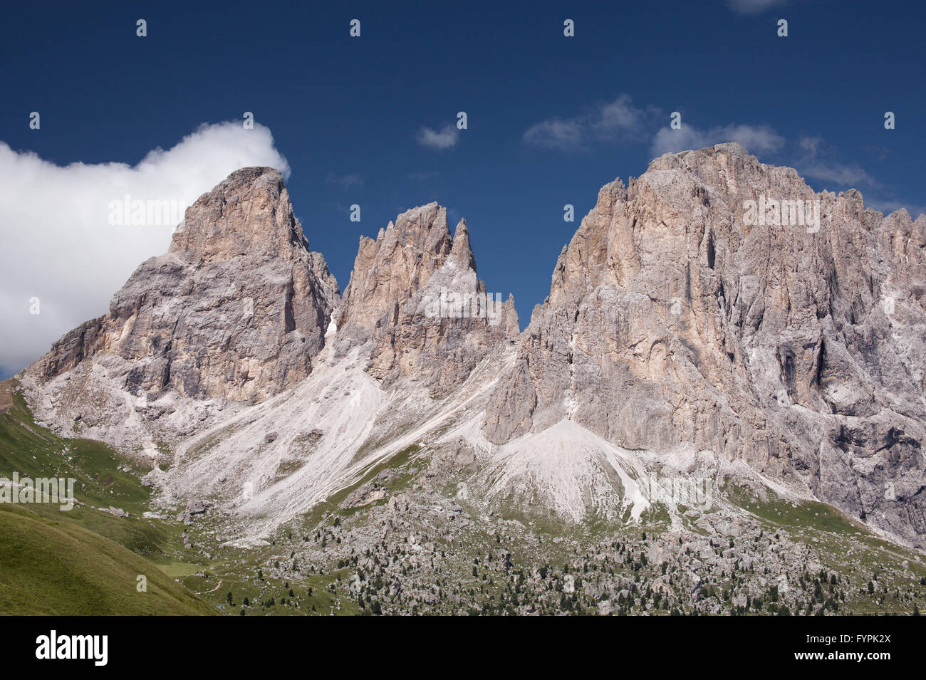 Sassolungo mountain peaks Banque D'Images